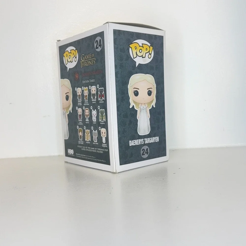 Funko Pop Game of Thrones #24 Daenerys Targaryen Vinyl Figure Khaleesi Dragons